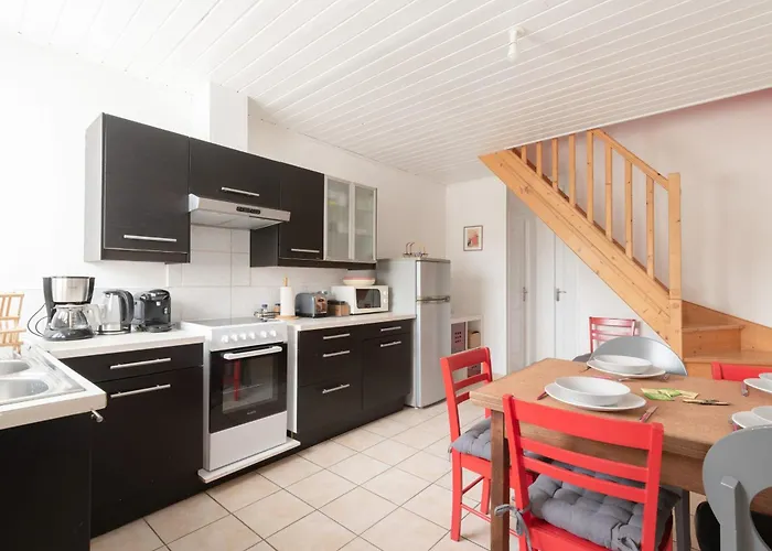 Maison Aux Moutiers - Wifi - Terrasse 別荘